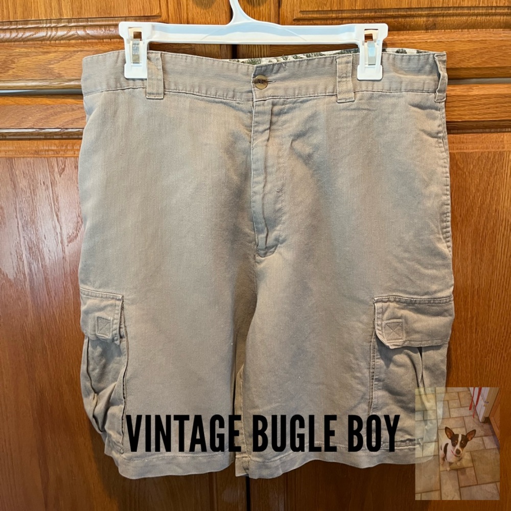 Men’s Vintage Bugle Boy Original Khaki Corduroy Cargo Shorts, Sz 34